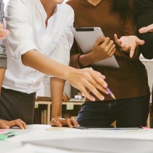 Débat sur des plans